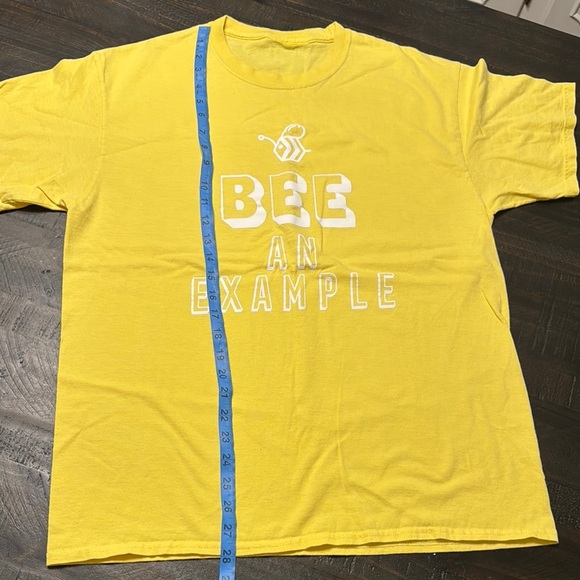 Yellow Graphic Tee - Bee An Example - Picture 2 of 6